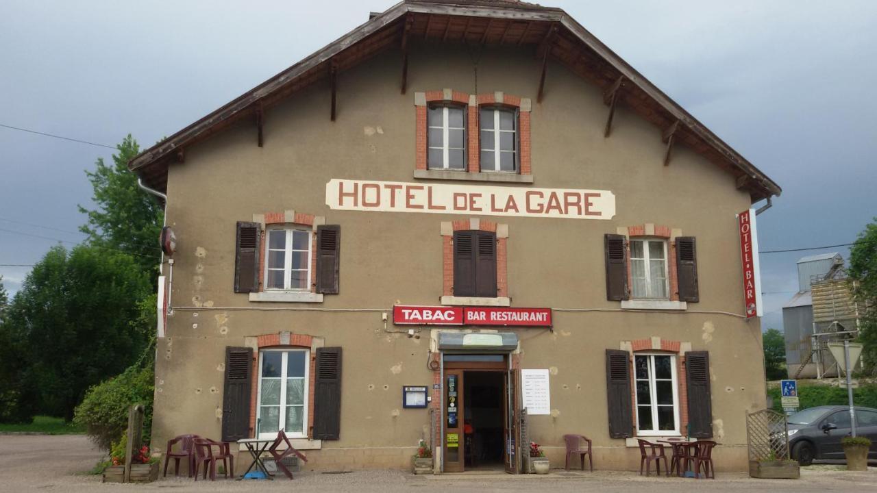 Hotel De La Gare Verchamp Экстерьер фото